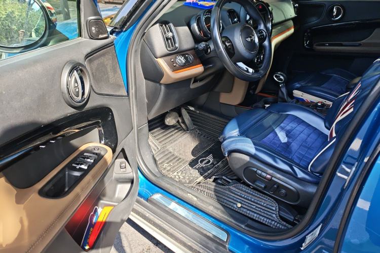 Used MINI Countryman 2017 1.5T COOPER ALL4 Traveler Driver Seat