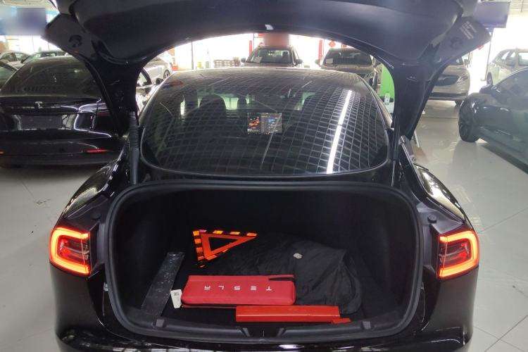 Used Tesla Model 3 2022 Rear-Wheel-Drive Version
