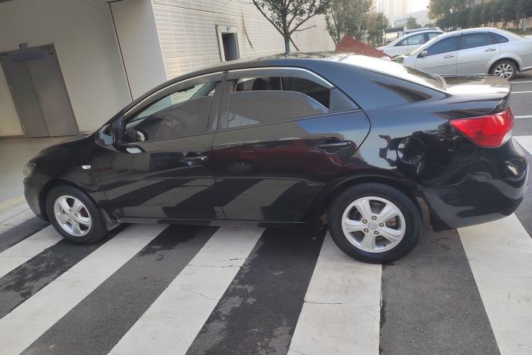 Used Kia Forte 2014 1.6L MT GL
