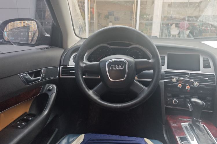 Used Audi A6L 2011 2.0 TFSI Automatic Standard Edition Steering Wheel