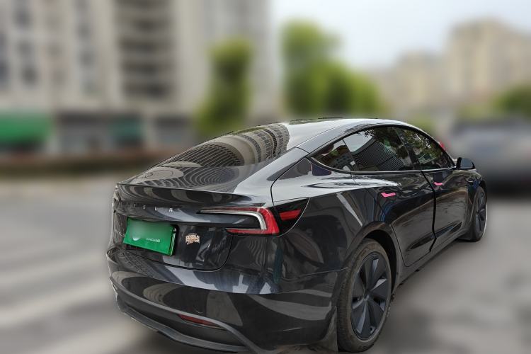 Used Tesla Model 3 2025 Rear-Wheel-Drive Version
