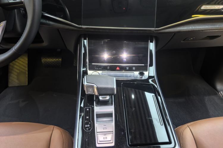 Used Audi Q7 2020 55 TFSI quattro S line sports model Interior 2