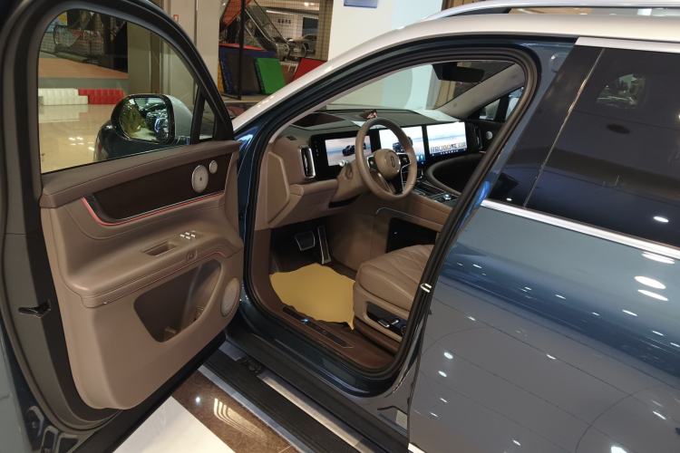 Used Hima AITO M9 2024 Range-Extended Ultra Version 52 kWh 5-Seater Model