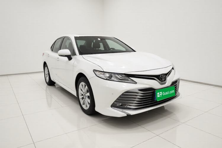 Used Toyota Camry 2019 2.0G Luxury Edition China VI Standard Exterior 1