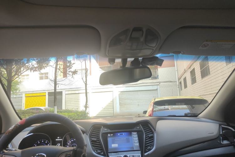 Used Hyundai Grand SantaFe 2013 3.0L 7-Seater Four-Wheel-Drive Comfort Edition Headliner