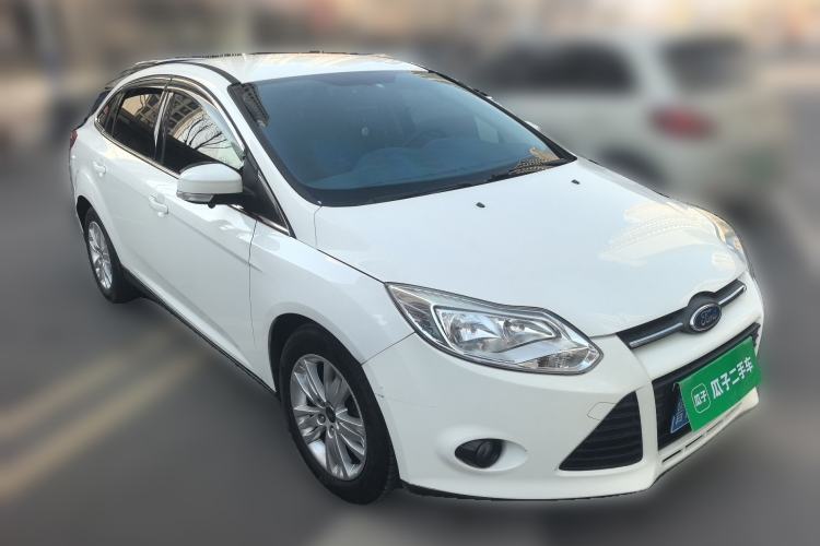 Used Ford Focus 2012 Sedan 1.6L Manual Comfort Model
