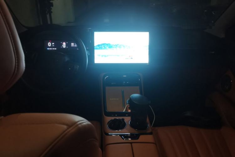 Used AION V 2024 Aion Tyrannosaurus 650 Smart Premium Edition