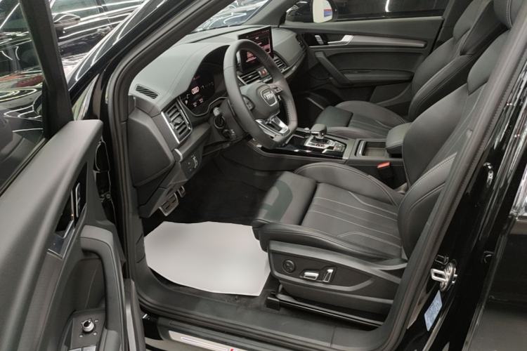 Used Audi Q5L 2025 40 TFSI Luxury Dynamic Edition
