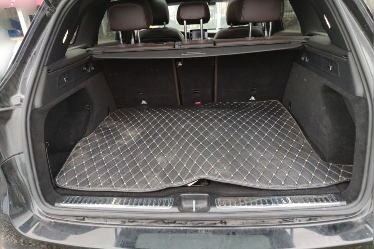 Used Mercedes-Benz GLC 2019 GLC 300 L 4MATIC Dynamic Model