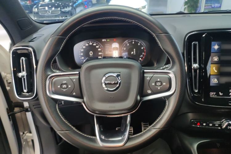 Used Volvo XC40 2021 T4 Four-Wheel Drive Smart & Sporty Edition Steering Wheel