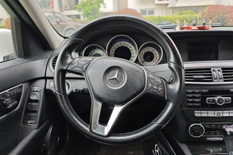 Used Mercedes-Benz C-Class 2013 C 260 CGI Fashion Model Steering Wheel