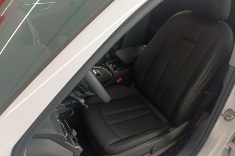 Used Audi A4L 2019 35 TFSI Ambition China VI