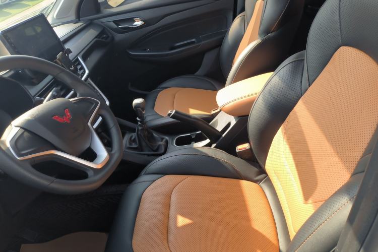 Used Wuling Hongguang S3 2019 1.5L Manual Comfort Model China VI Standard
