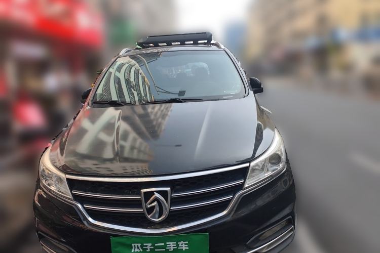 Used Baojun 730 2017 1.5T Manual Style 7 Seats China V