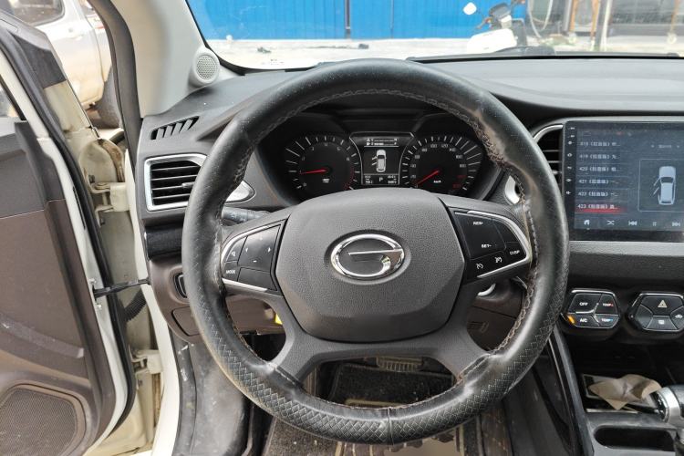 Used GAC Trumpchi GS4 2017 200T G-DCT Two-Wheel Drive Elite Edition Steering Wheel