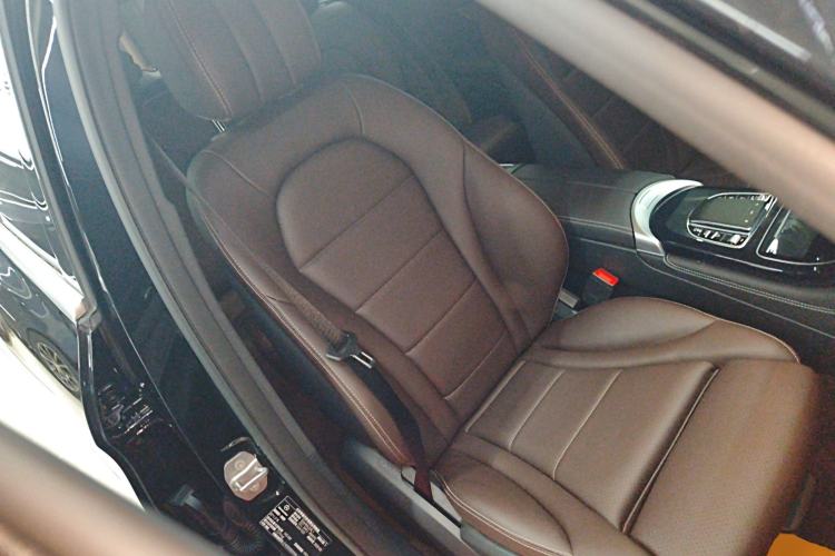 Used Mercedes-Benz GLC 2020 Facelifted GLC 260 L 4MATIC Dynamic Edition
