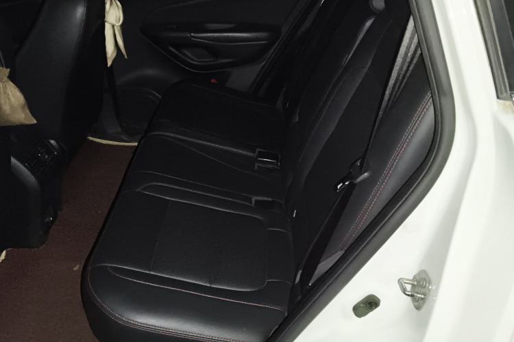 Used CHANGAN CS75 2014 1.8T Automatic Elite Model China IV Standard Interior 4