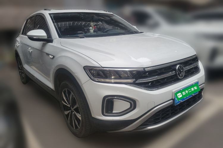 Used Volkswagen T-ROC 2023 280TSI DSG Two-Wheel Drive Time Edition Front Right 45 Deg