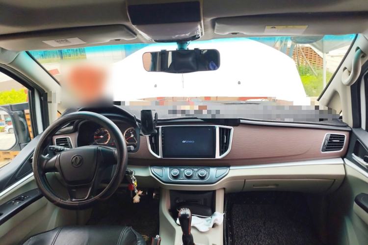 Used FORTHING Lingzhi 2018 M5L 1.6L 7-Seater Comfort Model
