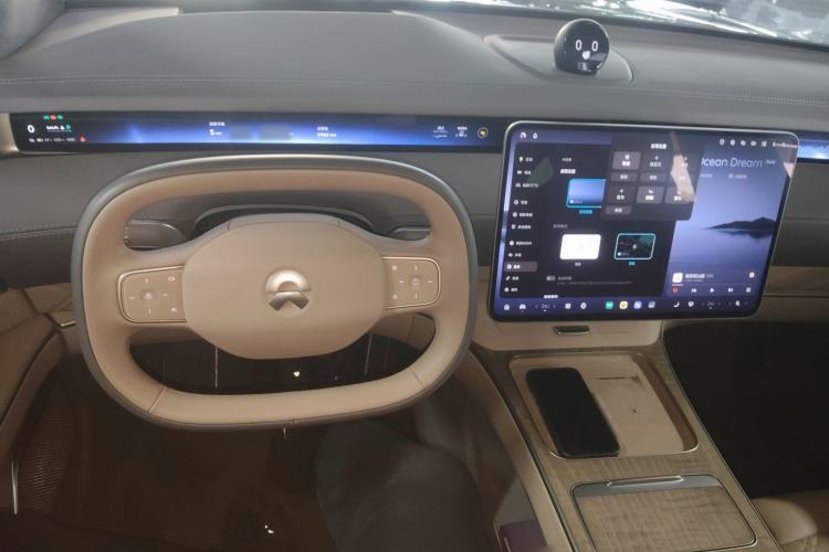 Used Nio ET9 2025 100kWh Signature Edition Steering Wheel