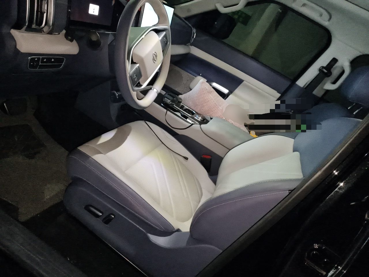 Dongfeng Zhengzhou Nissan Z9 GE PHEV 2025 Model 135KM All-Wheel-Drive Luxury Edition — снимка 15