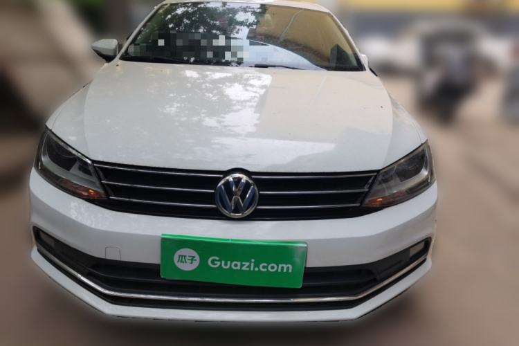 Used Volkswagen Sagitar 2017 230TSI Automatic Comfort Version Front