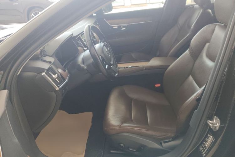 Used Volvo S90 2020 T5 Zhiyi Luxury Edition