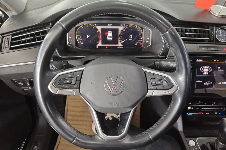 Used Volkswagen Magotan 2020 380TSI DSG Luxury Version Steering Wheel