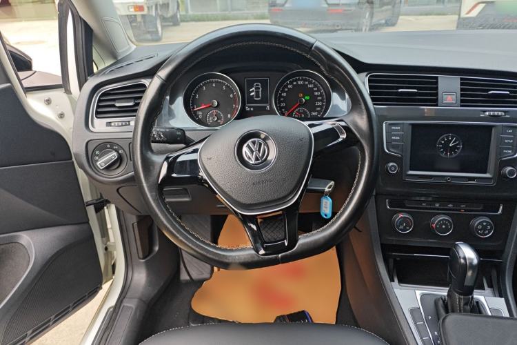 Used Volkswagen Golf 2016 1.6L Automatic Comfort Model