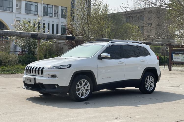 Used Jeep Cherokee 2016 2.4L Leading Smart Version