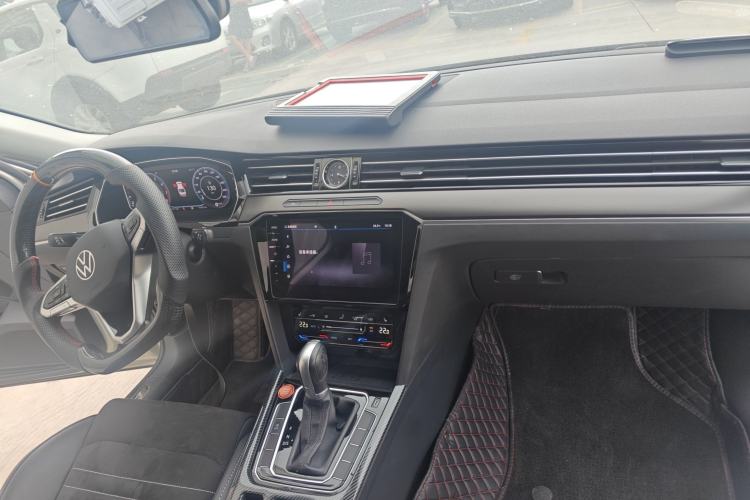 Used Volkswagen Magotan 2020 330TSI DSG Luxury Edition
