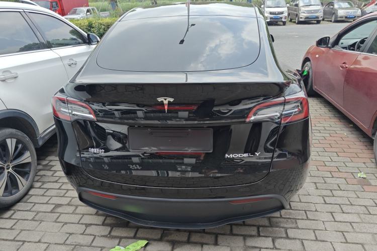 Used Tesla Model Y 2022 Rear-Wheel-Drive Version
