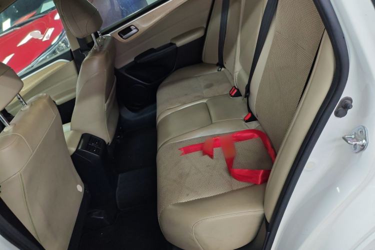 Used Honda Jade 2013 1.8L automatic Comfort version 5 seats
