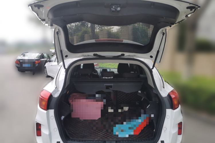 Used Bestune X80 2016 2.0L automatic Comfort trim level