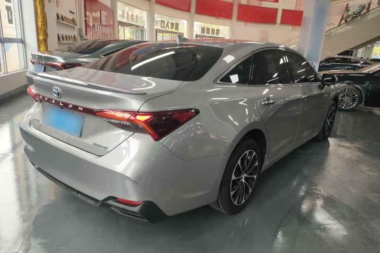 Used Toyota Avalon 2022 Dual-Engine 2.5L Luxury Edition
