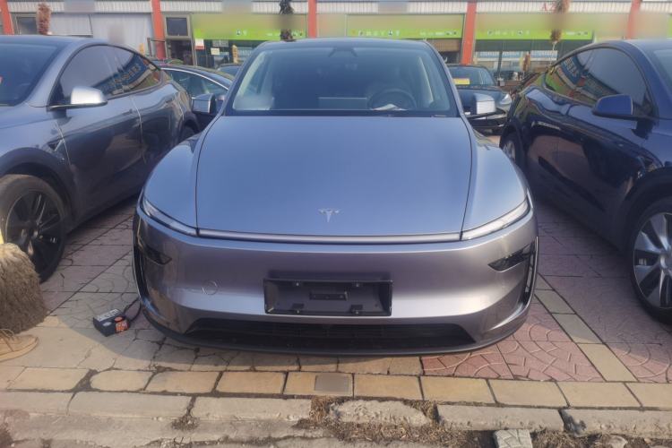 Used Tesla Model Y 2025 Long-Range All-Wheel Drive First Edition