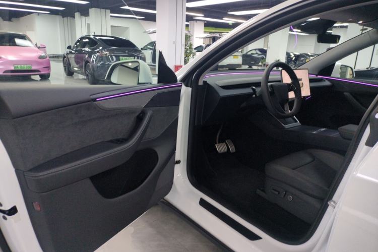 Used Tesla Model Y 2025 Updated Version Long-Range All-Wheel Drive