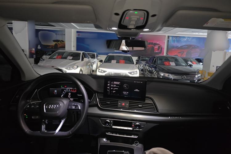 Used Audi Q5L 2023 40T Fashionable and Dynamic Edition
