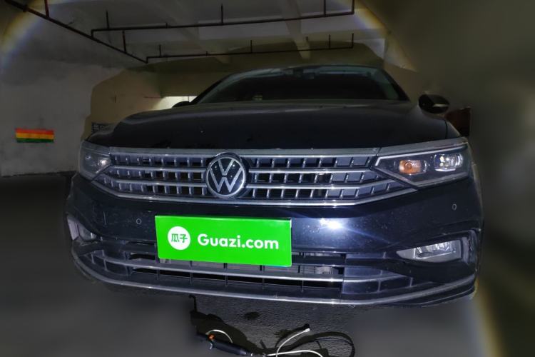 Used Volkswagen Magotan 2023 2 Million Units Limited Edition 330TSI DSG Leading Version
