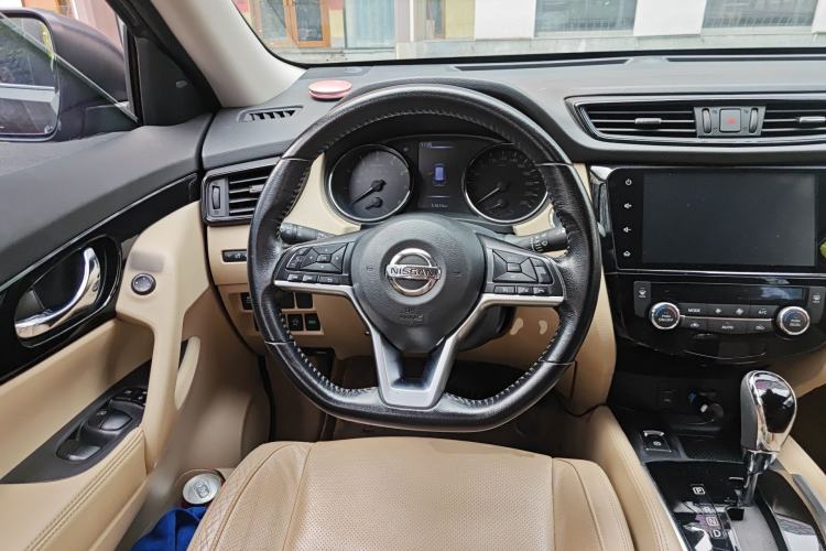 Used Nissan X-Trail 2019 2.0L CVT Comfort Edition 2WD Steering Wheel