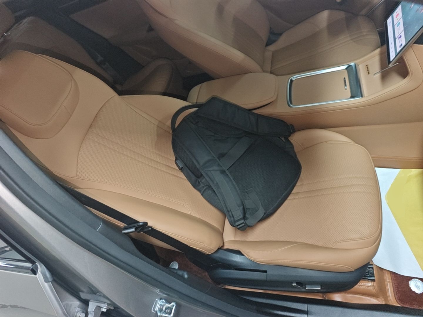 Geely Galaxy L7 2025 EM-i 115km Exploration Edition — снимка 19