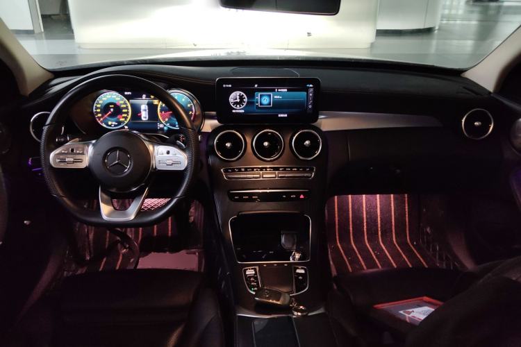 Used Mercedes-Benz C-Class 2021 C 200 L Fashion Edition Sport Version Center Console