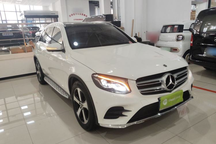 Used Mercedes-Benz GLC 2017 GLC 260 4MATIC Luxury Model