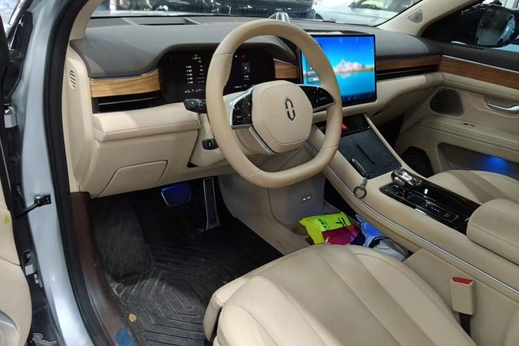 Used Hima AITO M7 2024 1.5T Rear-Drive Plus Version 5 Seats
