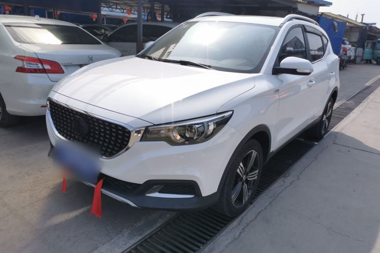 Used MG ZS 2020 Global Bestseller with 1.5L Engine Manual Transmission and a Massive 65-Inch Panoramic Sunroof Version