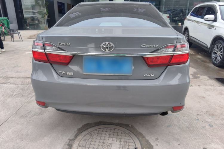 Used Toyota Camry 2016 2.0G 10th Anniversary Leading Edition
