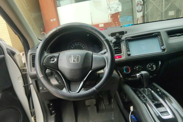 Used Honda Vezel 2015 1.5L CVT two-wheel drive Comfort trim Steering Wheel