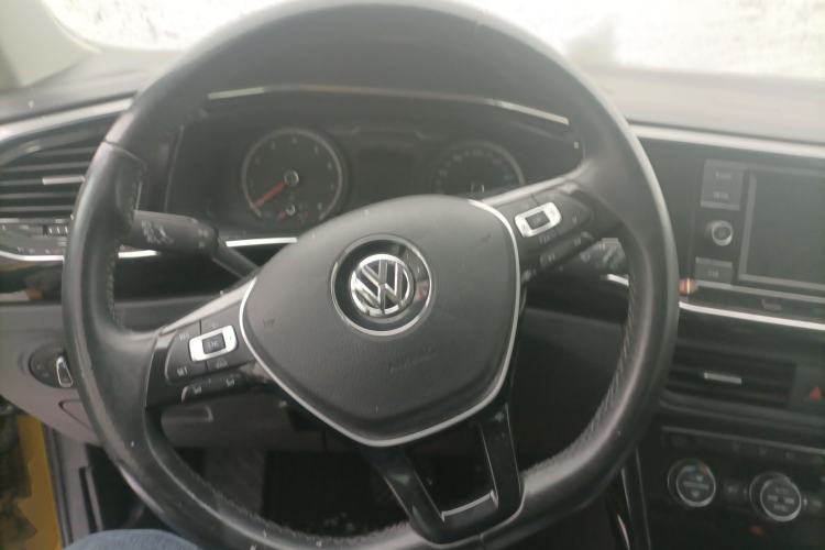 Used Volkswagen Tayron 2019 330TSI Two-Wheel-Drive Luxury Version China V Emission Standard
