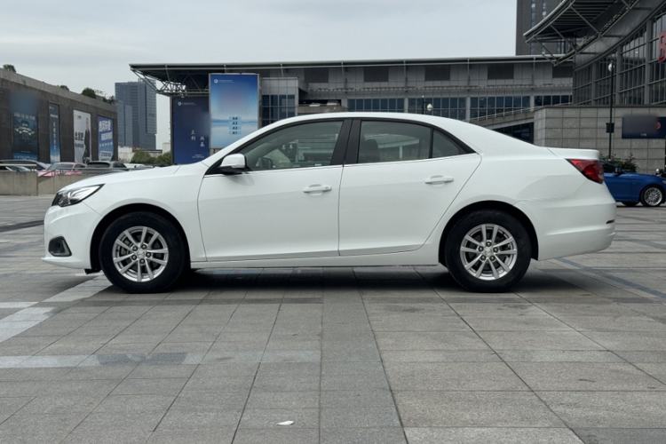 Used Chevrolet Malibu 2017 1.5T Automatic Comfort Edition Exterior 6