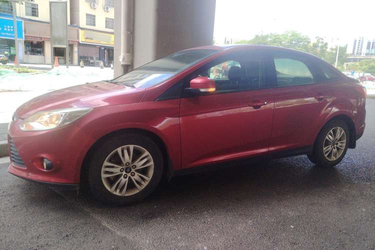 Used Ford Focus 2012 Sedan 1.6L Automatic Comfort Model
